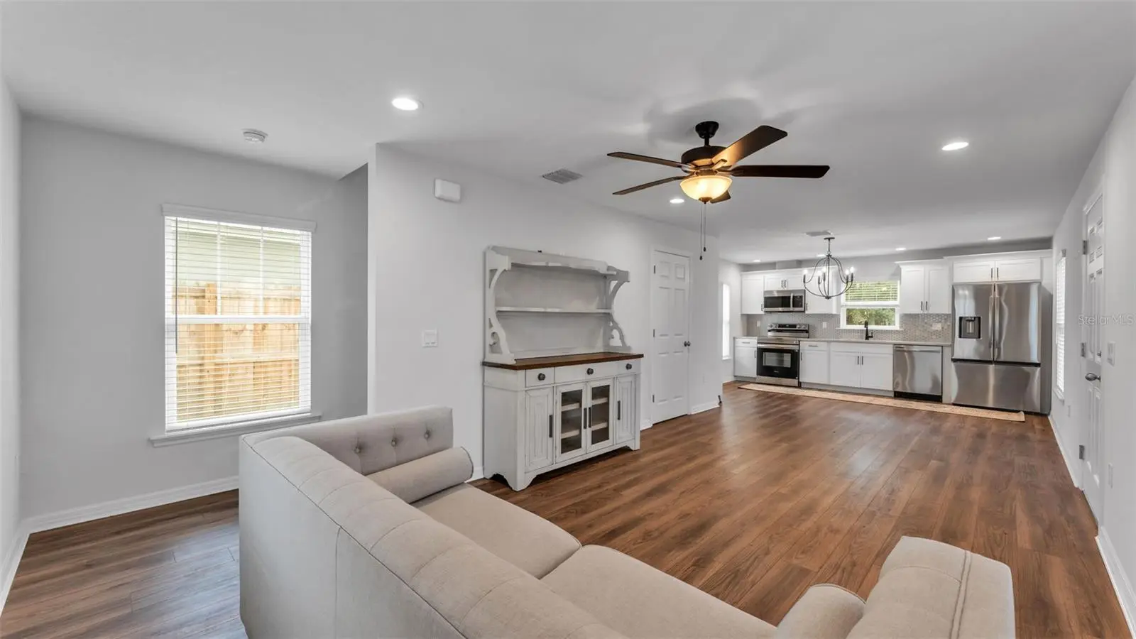 555 Stanford Street, FL