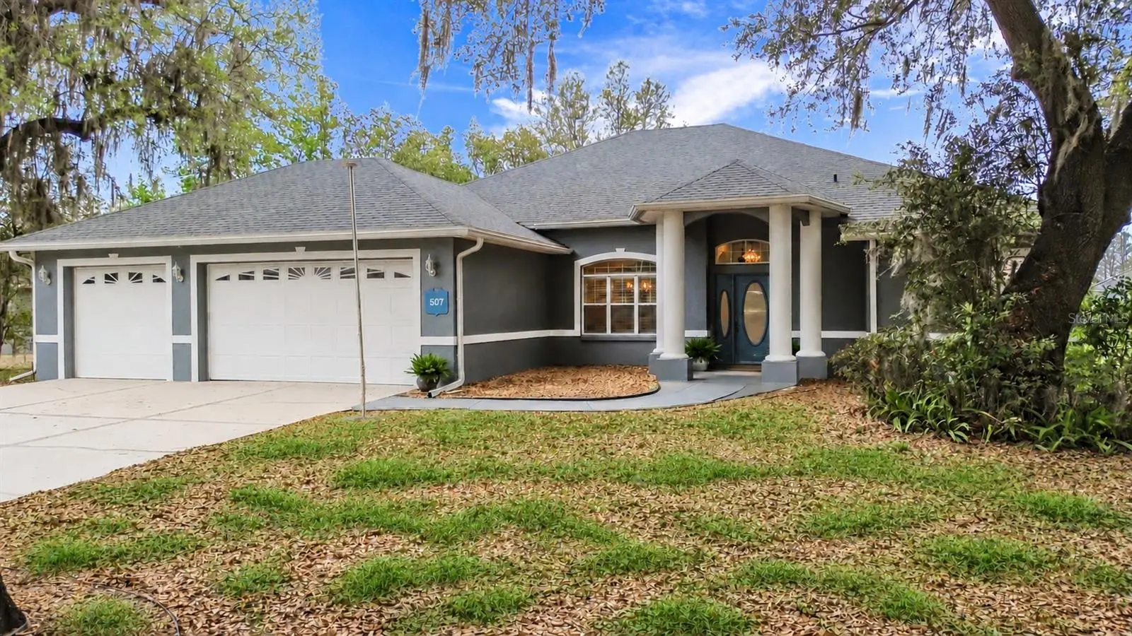 507 Dowling Circle, FL