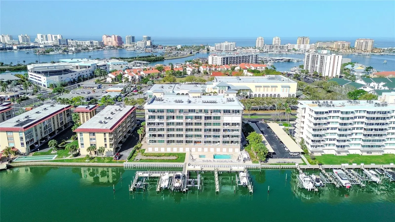 125 Island Way, FL