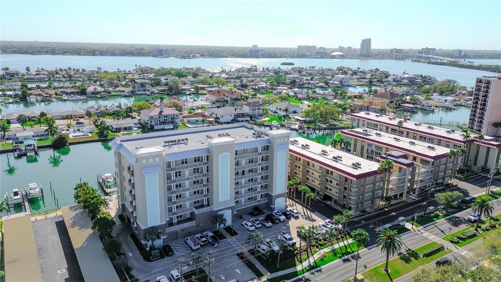 125 Island Way, FL
