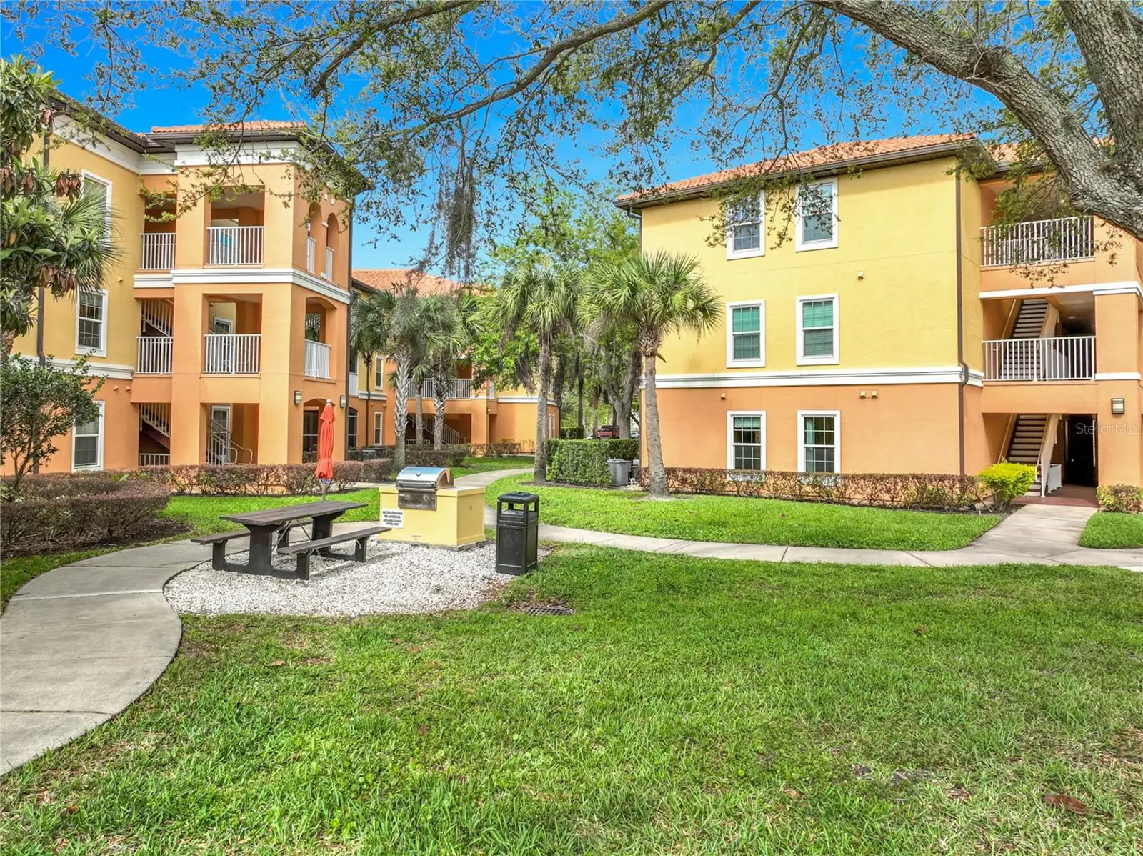 5471 Vineland Road, FL