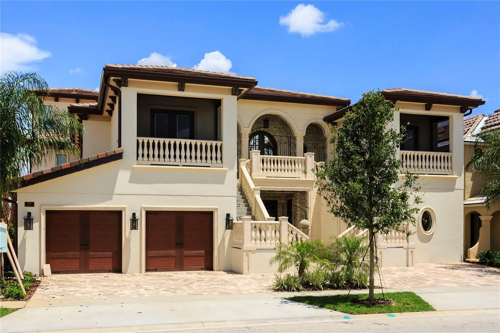 905 Golden Bear Drive, FL