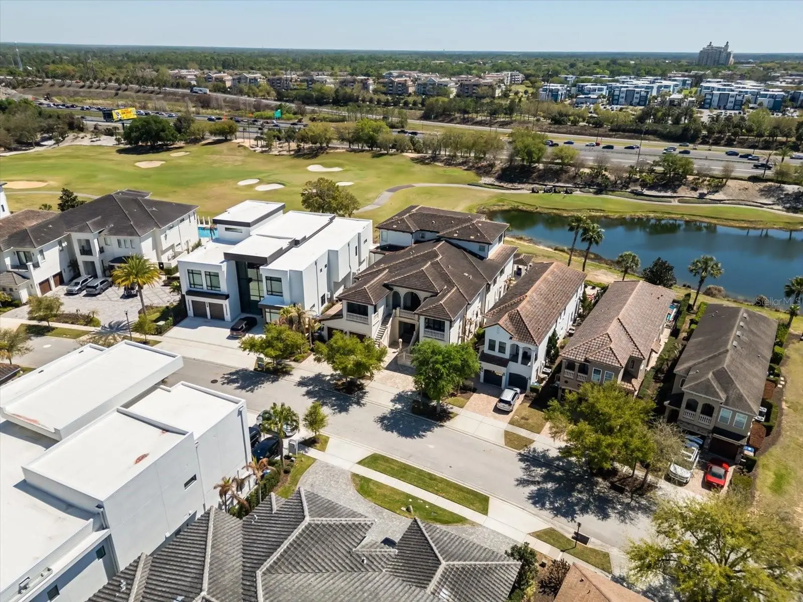 905 Golden Bear Drive, FL