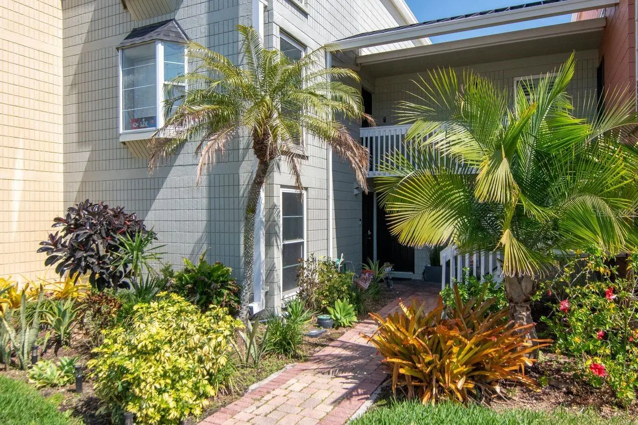 2424 Tampa Bay Boulevard, FL