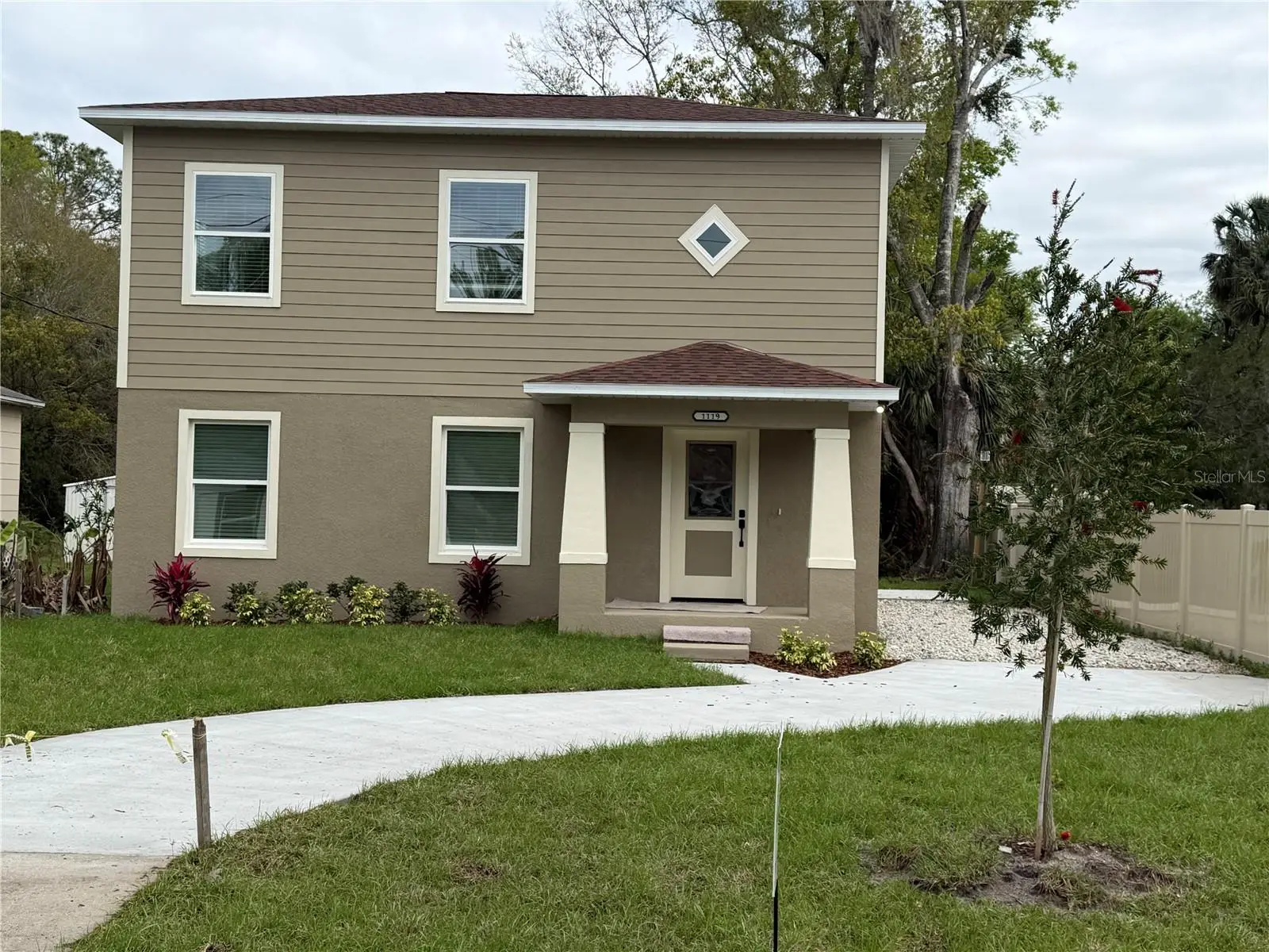 1119 Willow Avenue, FL