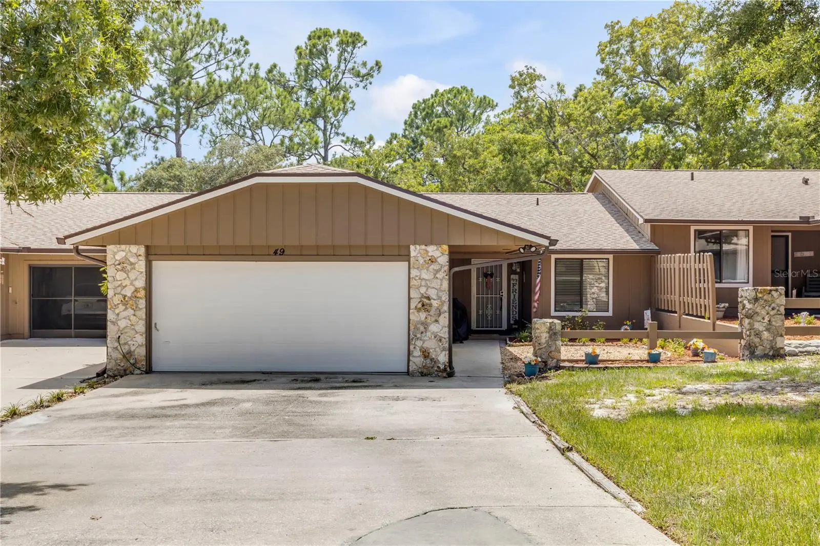 49 Crooked Pine Road, FL