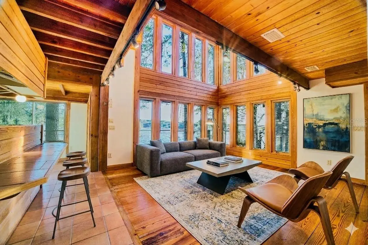 123 Mason Lake Trail, FL
