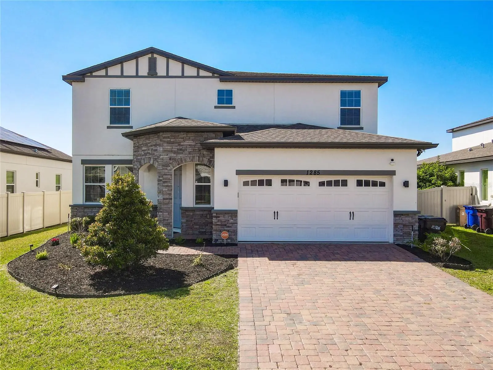 1285 Hilltop Place, FL