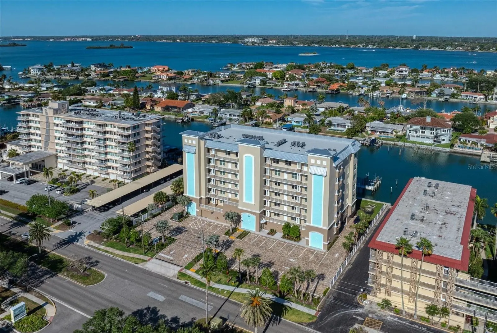 125 Island Way, FL