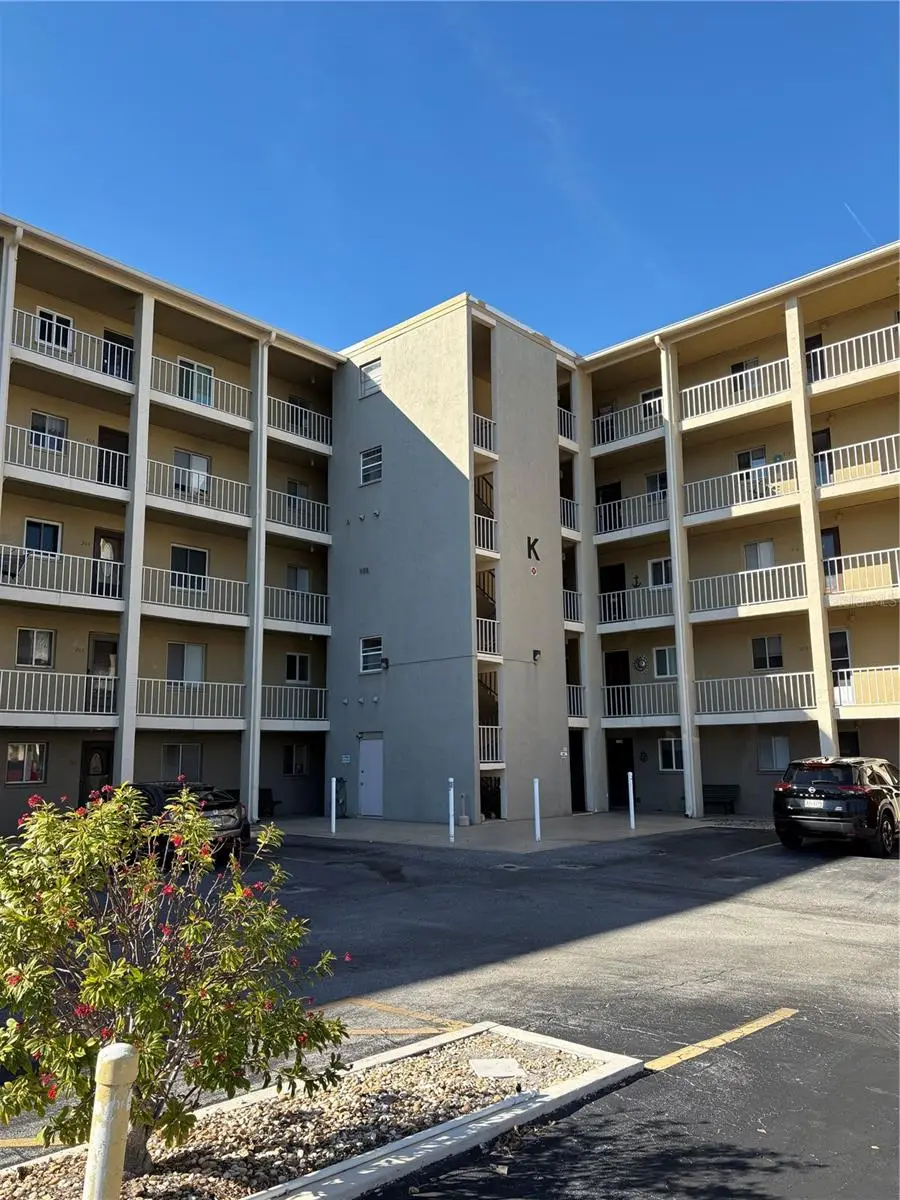 3514 Lake Bayshore Drive, FL