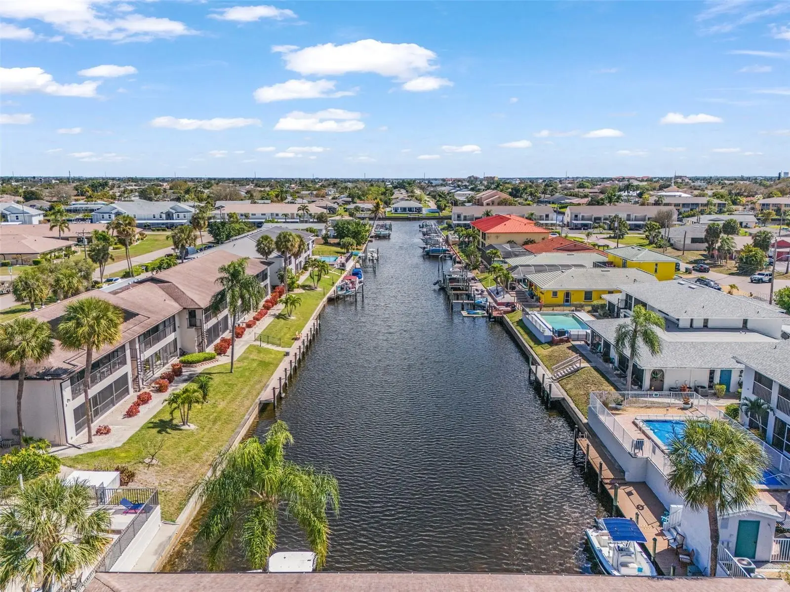 3935 Country Club Boulevard, FL
