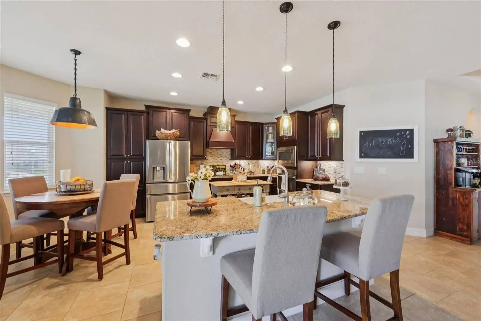 4001 Chandler Estates Drive, FL