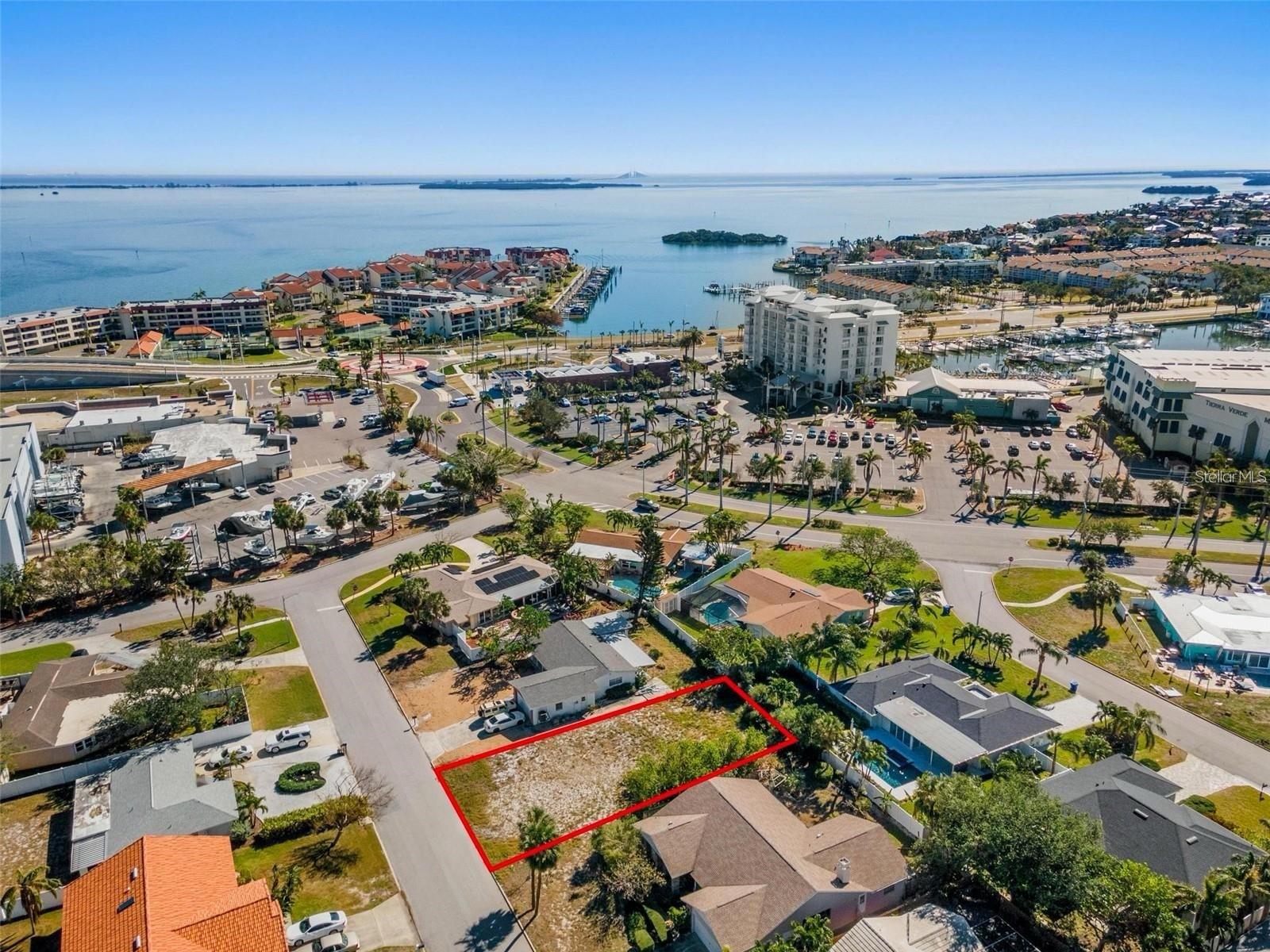 164 2nd Street, FL
