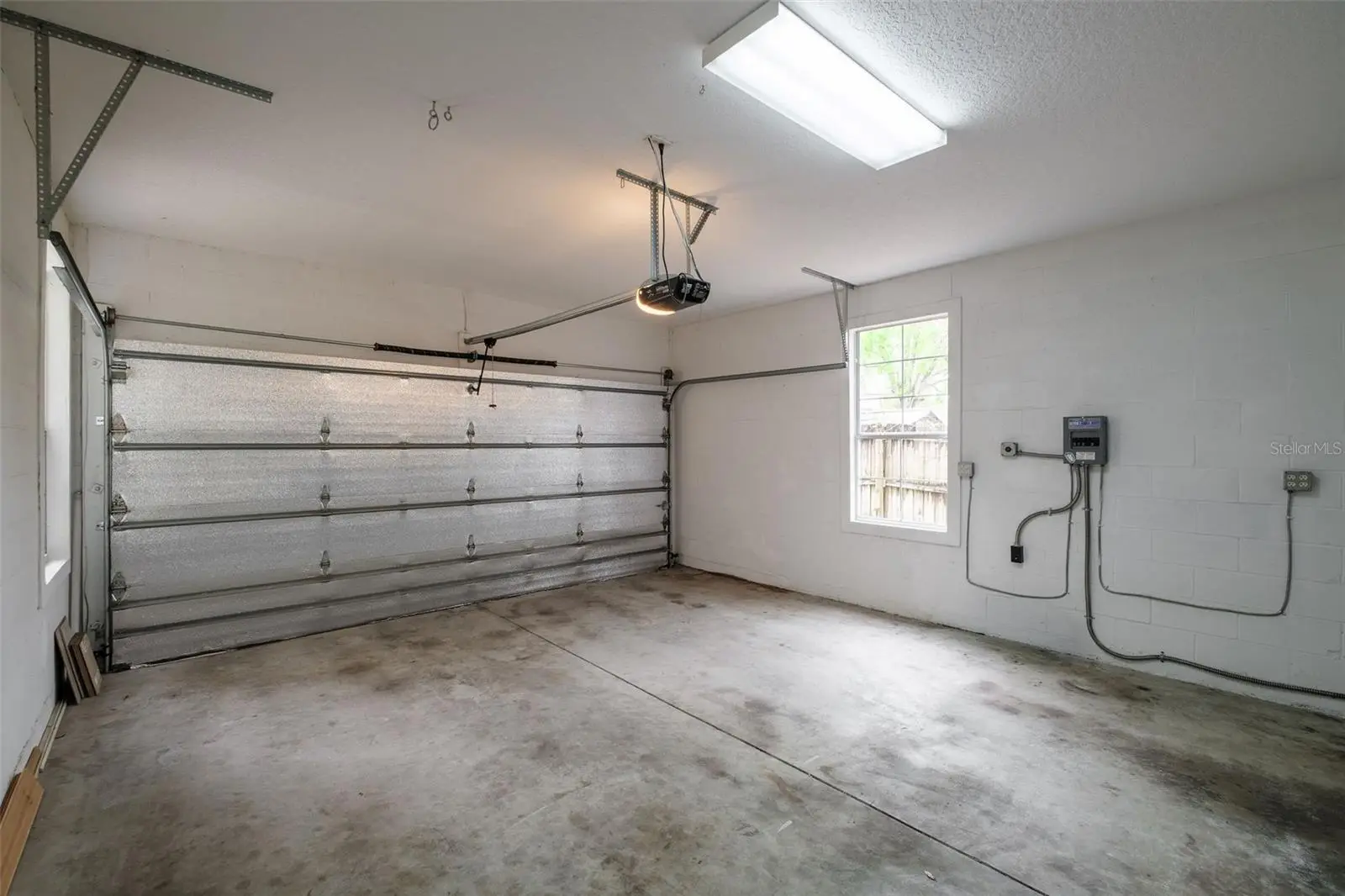 1807 Hammerlin Avenue, FL