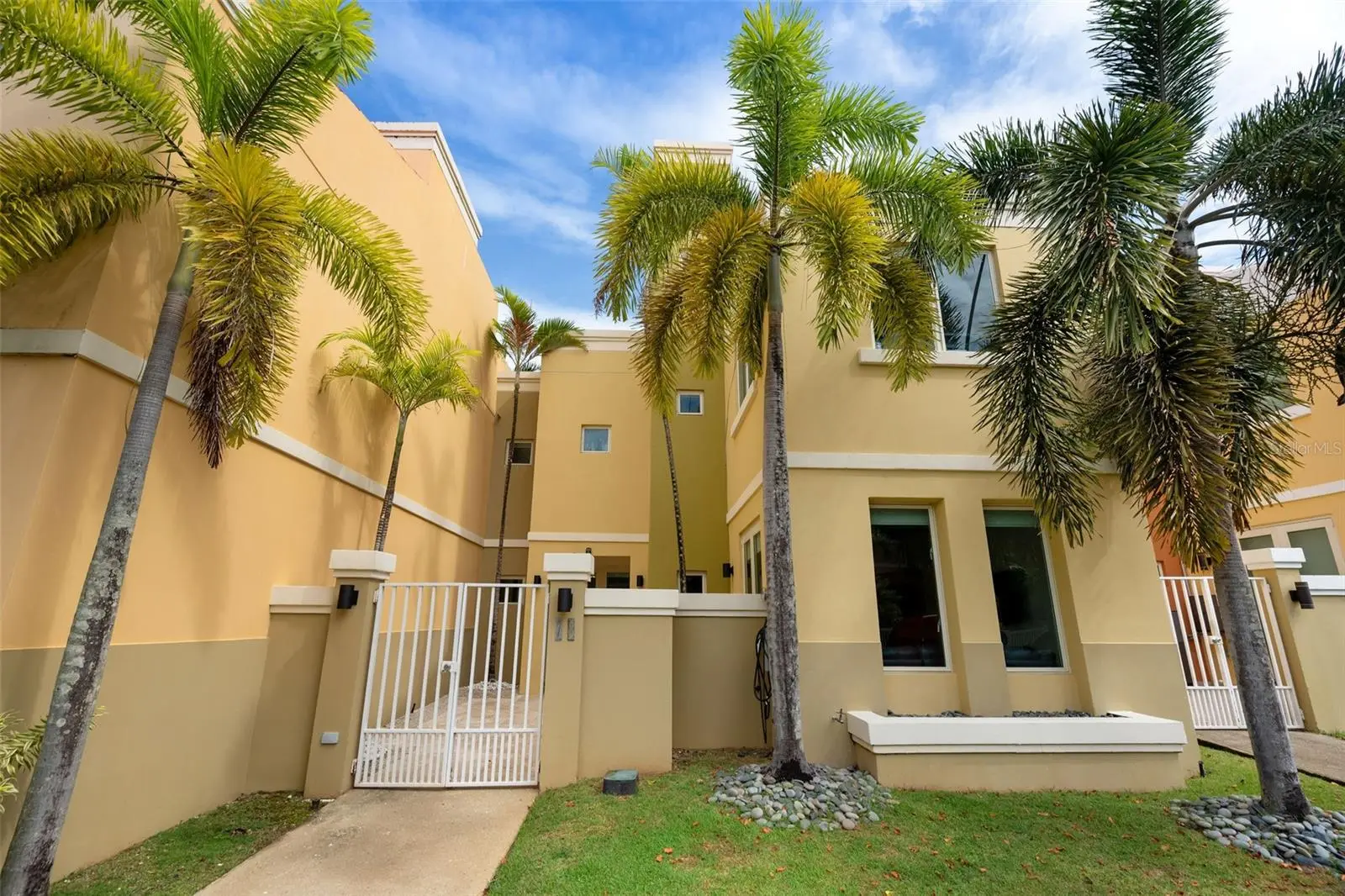 90 Candelero Drive, PR