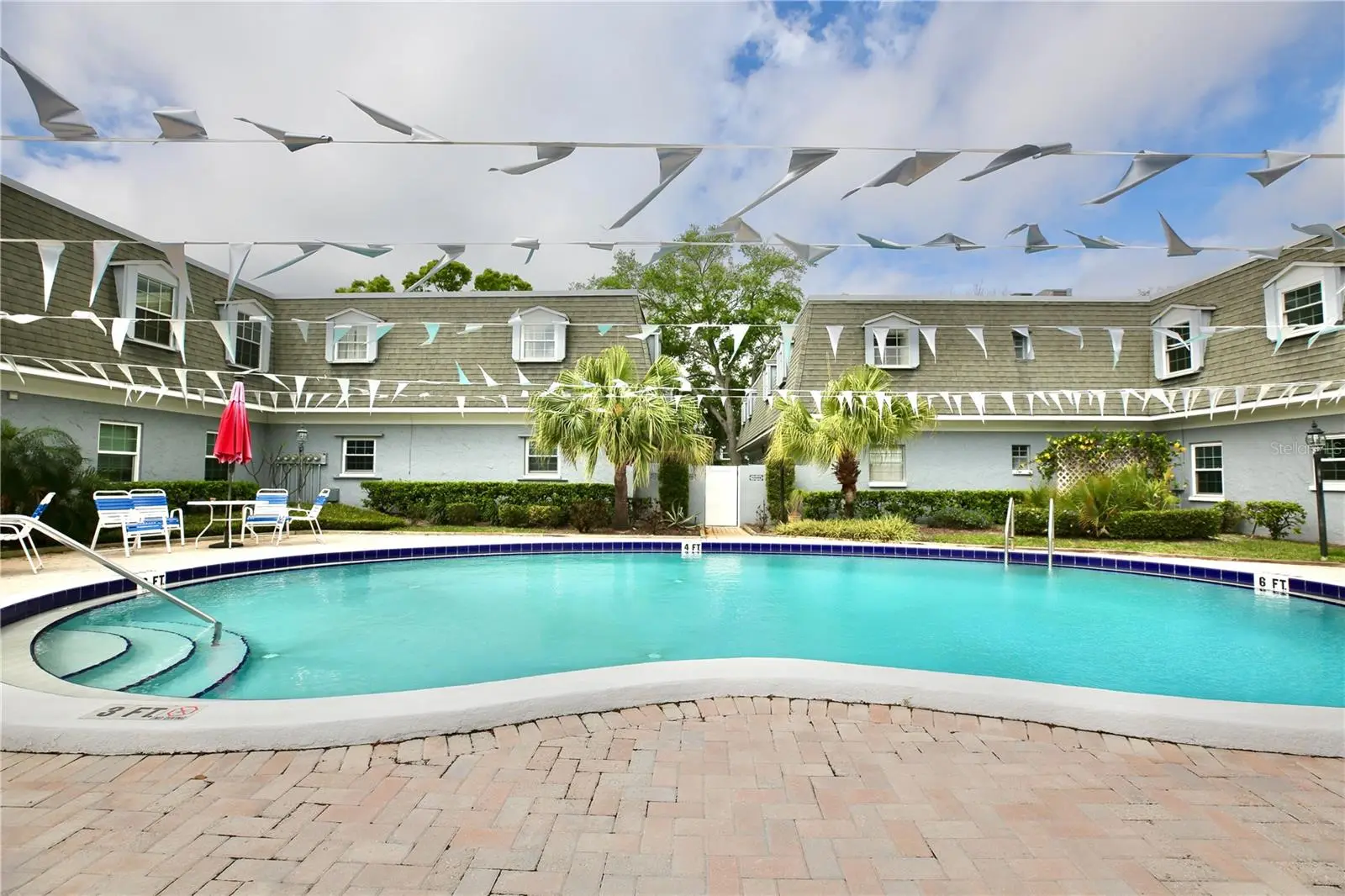 1713 Belleair Forest Drive, FL