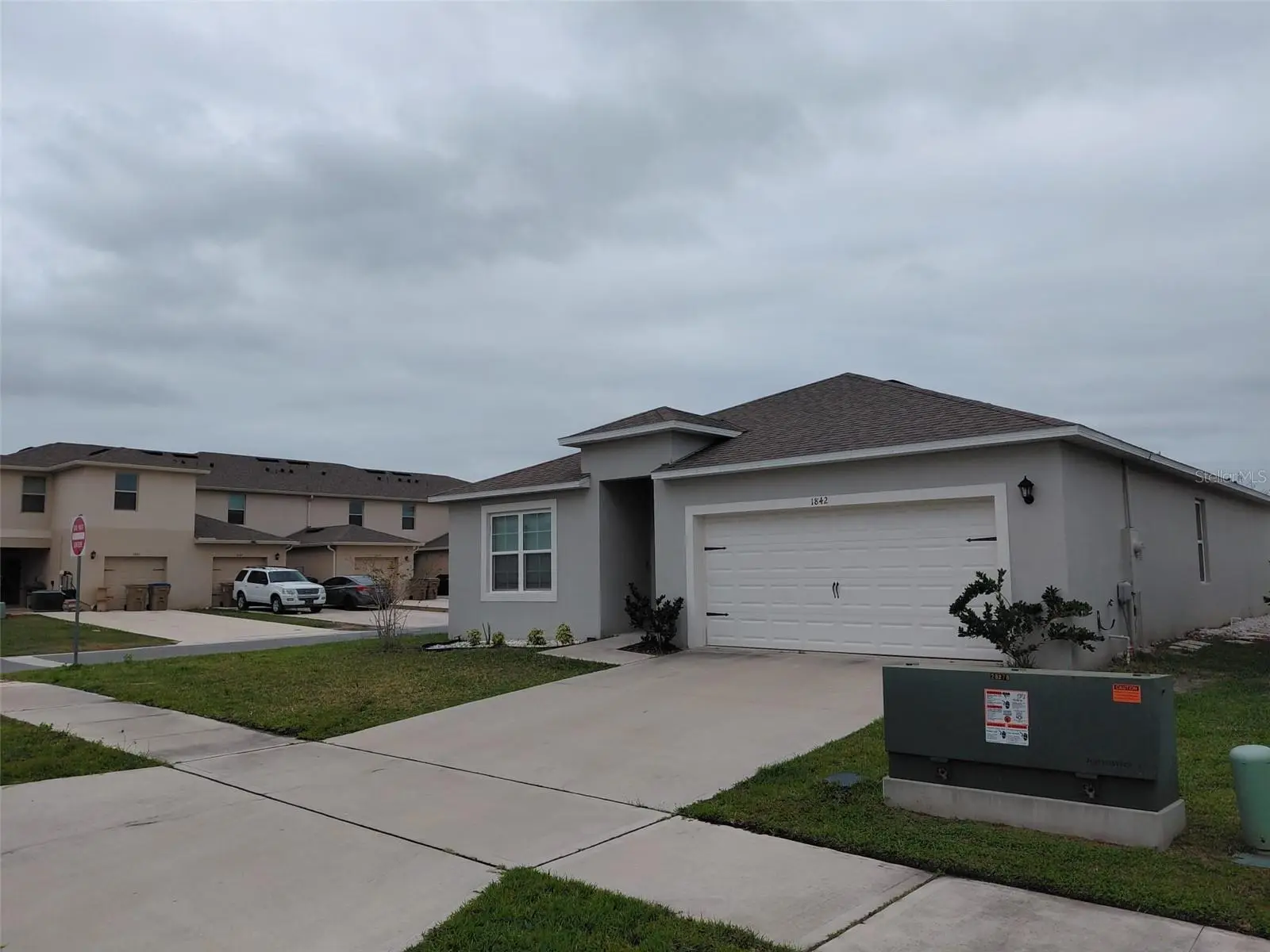 1842 Egret Meadows Avenue, FL
