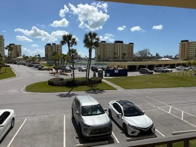4700 Cove Circle, FL