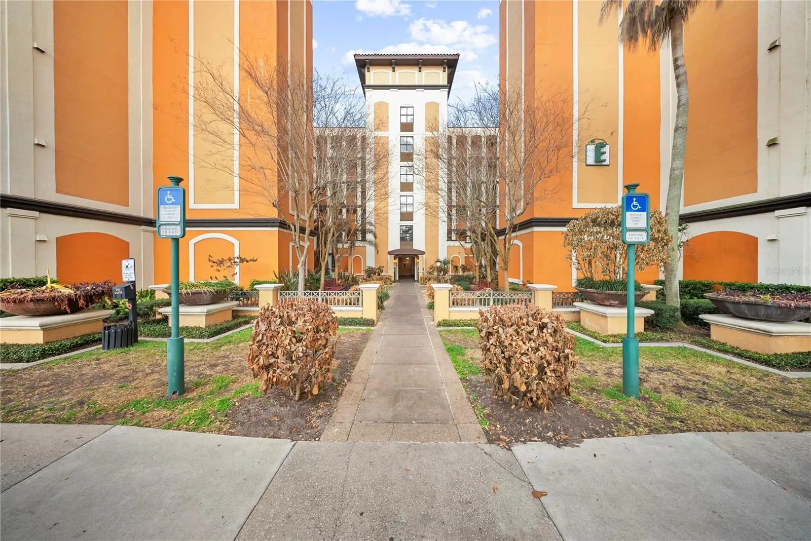 12527 Floridays Resort Drive, FL