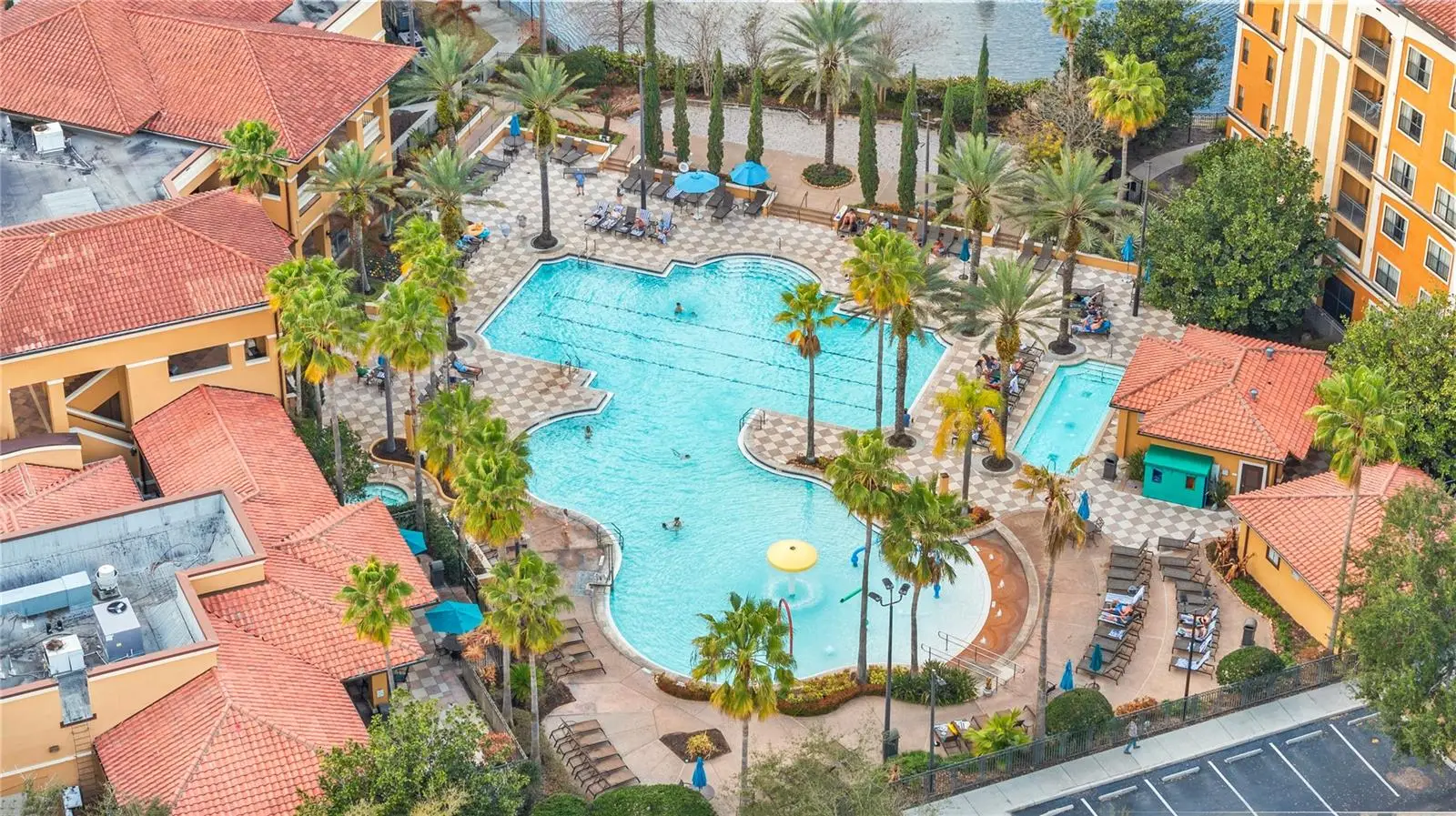 12527 Floridays Resort Drive, FL