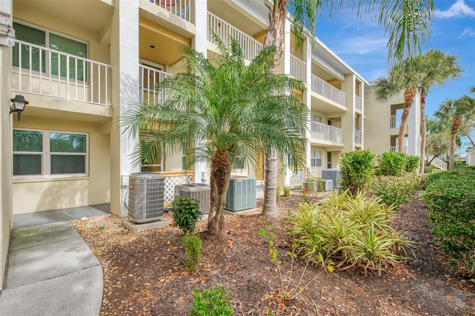 433 Cerromar Lane, FL