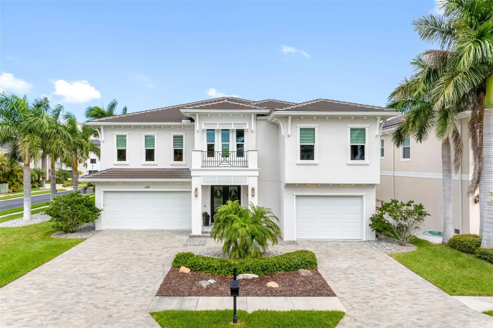 124 Forest Hills Drive, FL