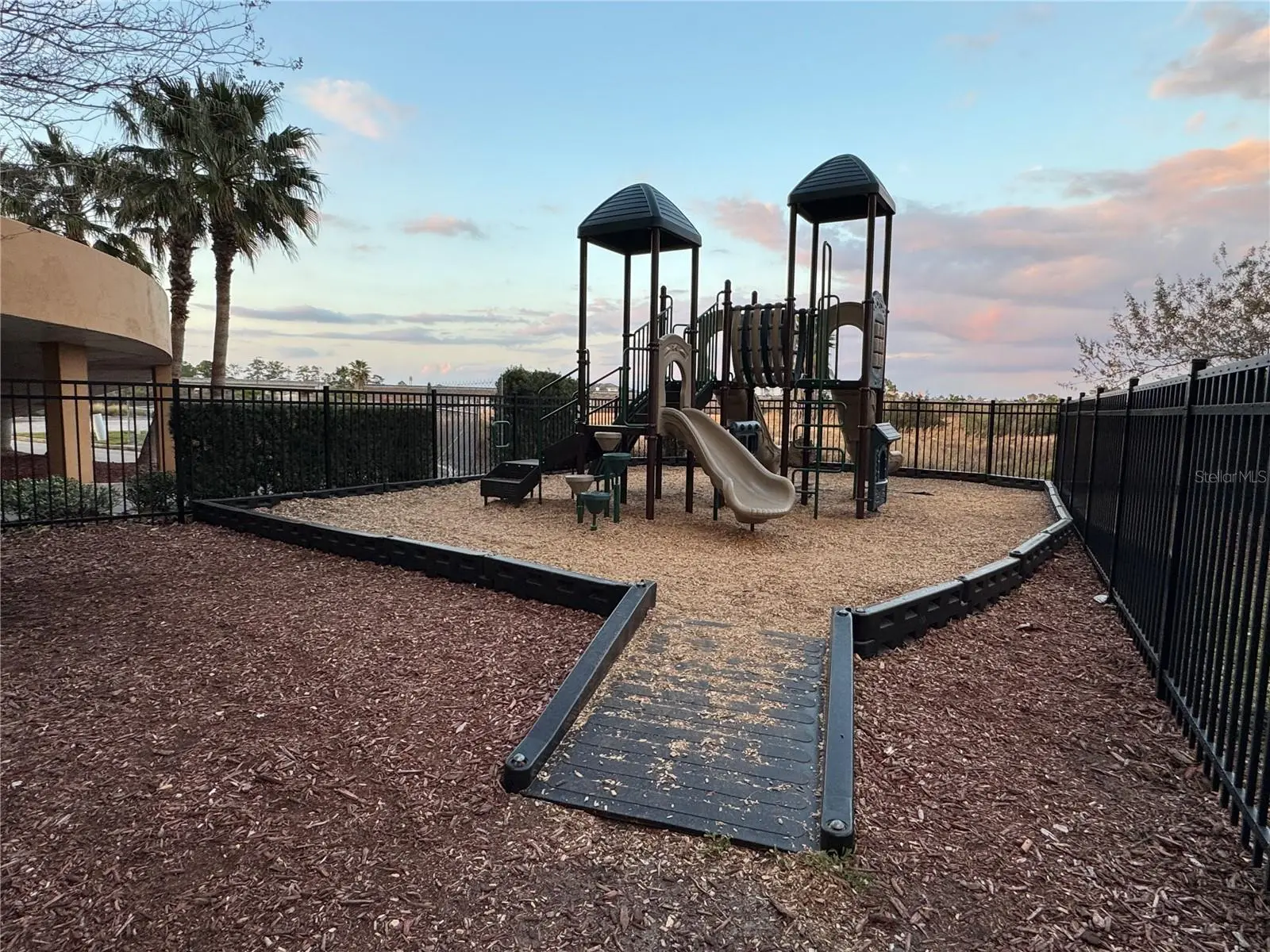 8125 Resort Village Drive, FL