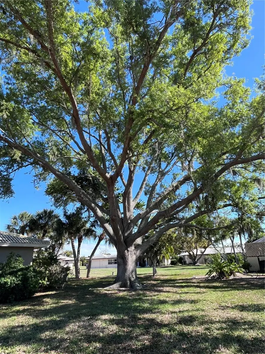 618 Rubens Drive, FL