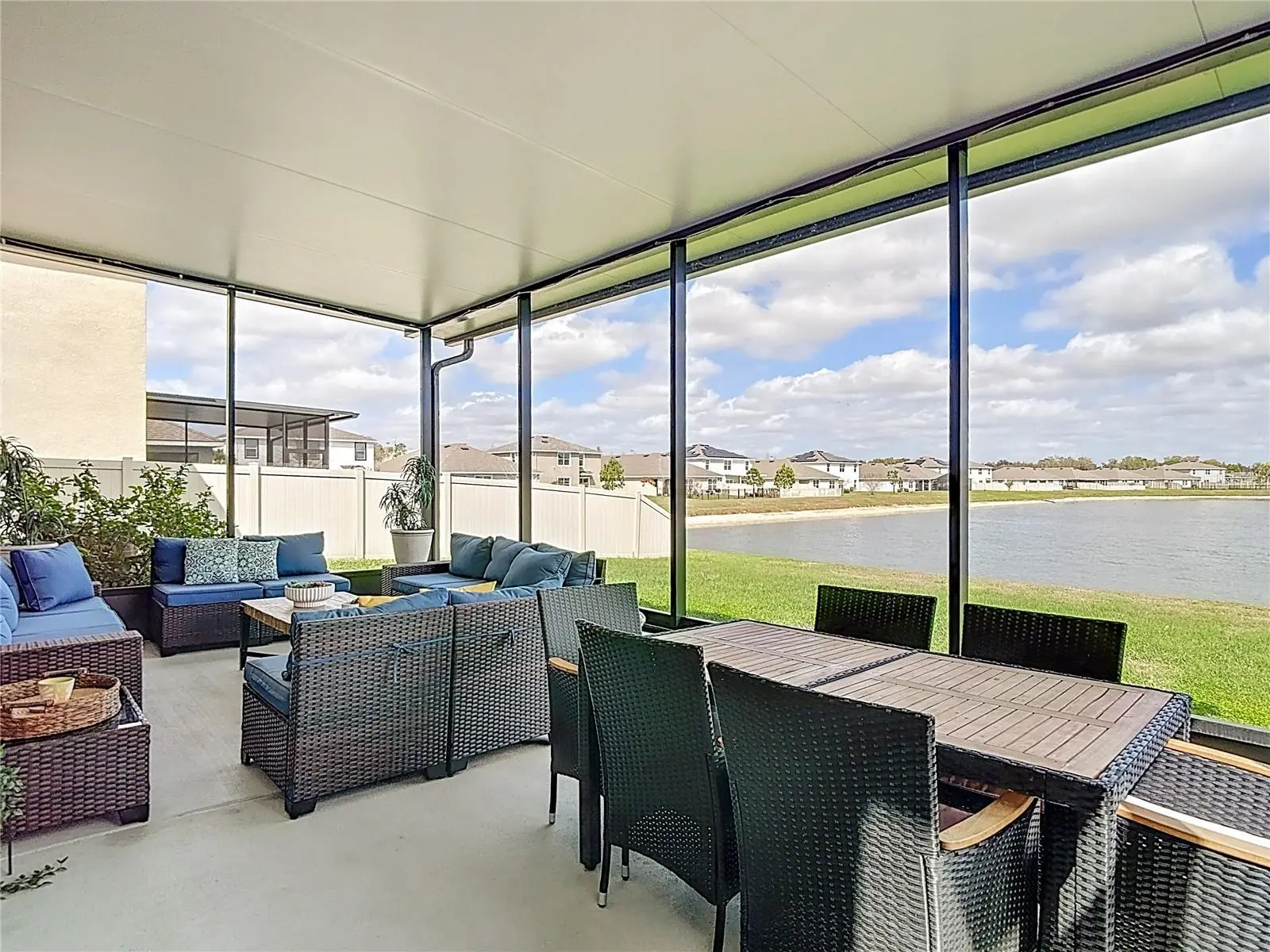 38287 Sonnet Landing Avenue, FL