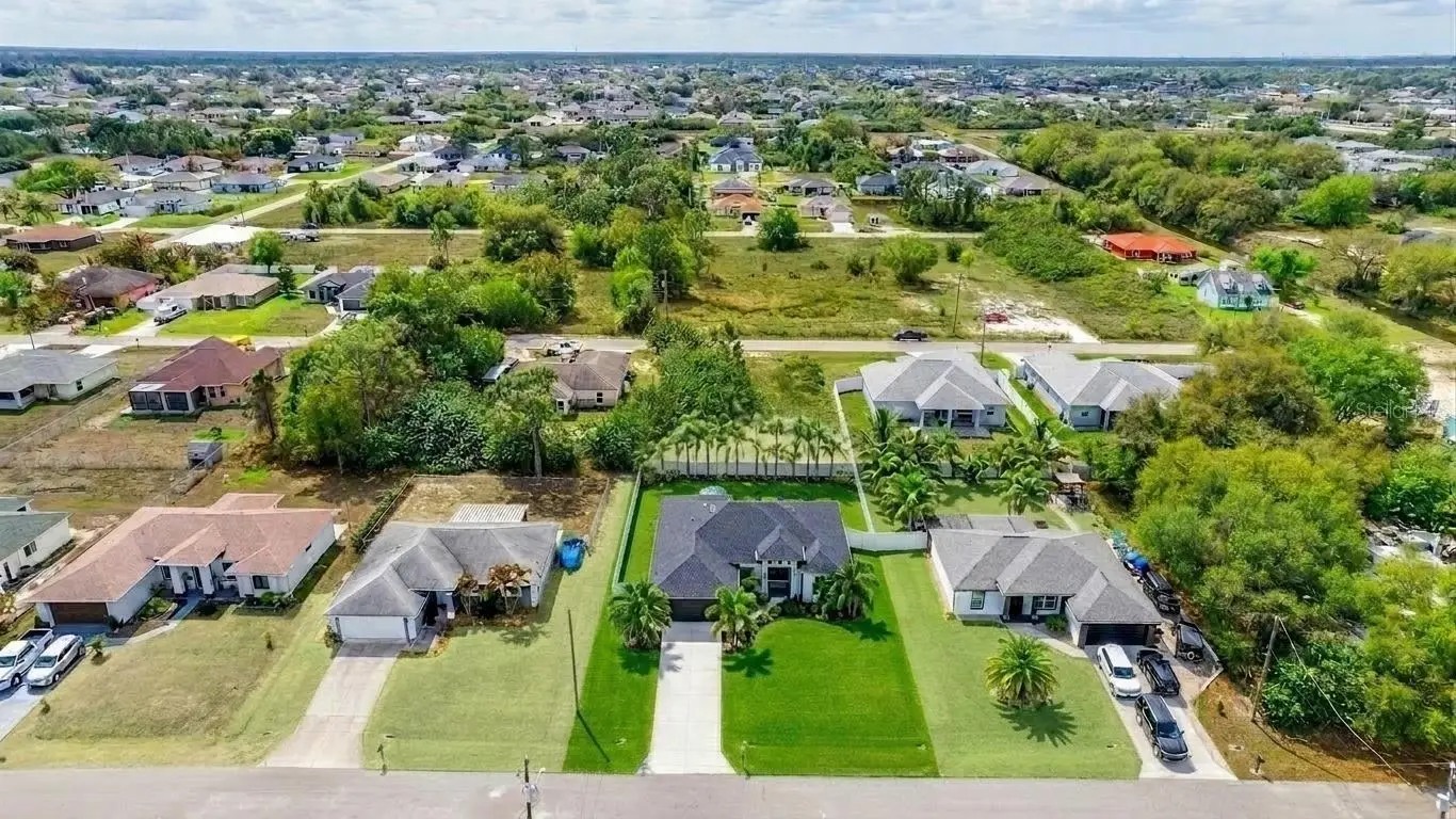 4211 10th Street, FL