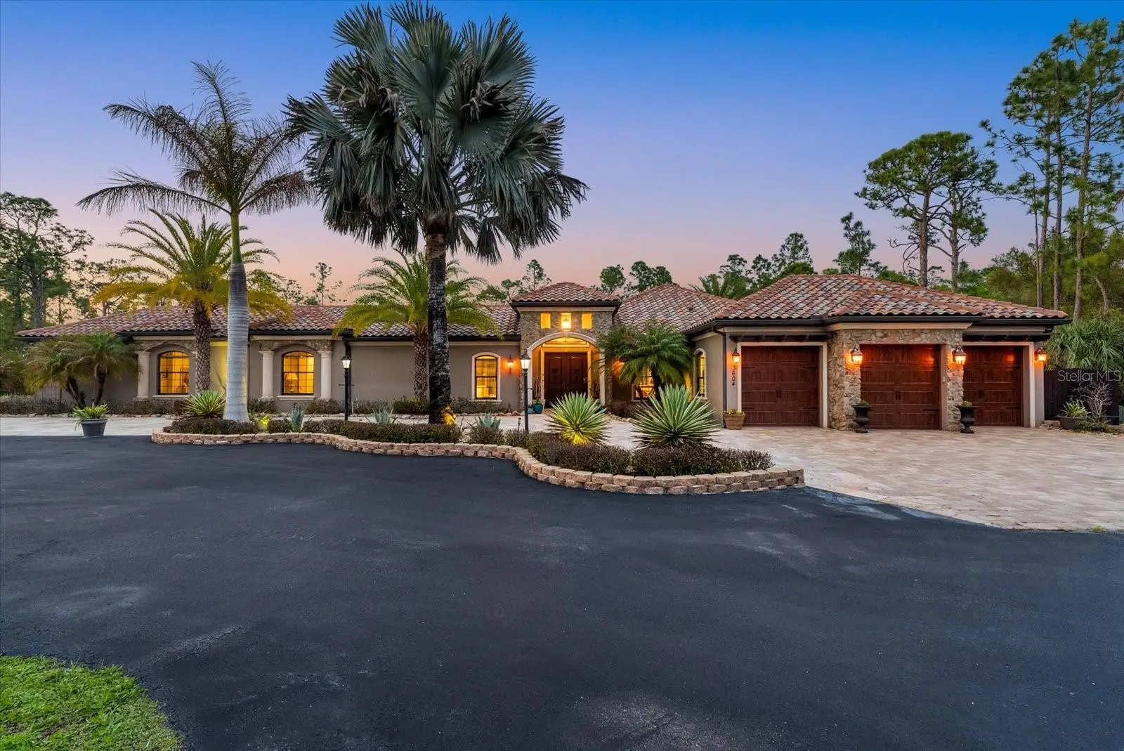 3604 Tropicaire Boulevard, FL
