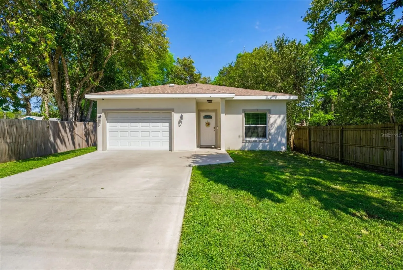 637 Holmes Avenue, FL