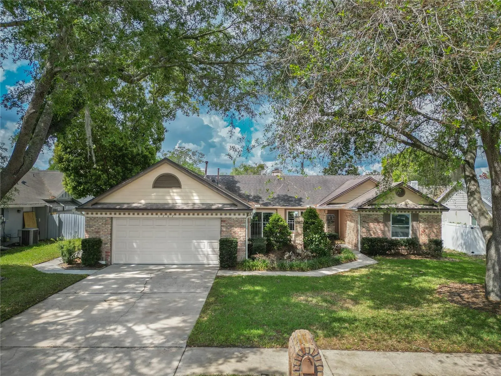 1707 Grange Circle, FL