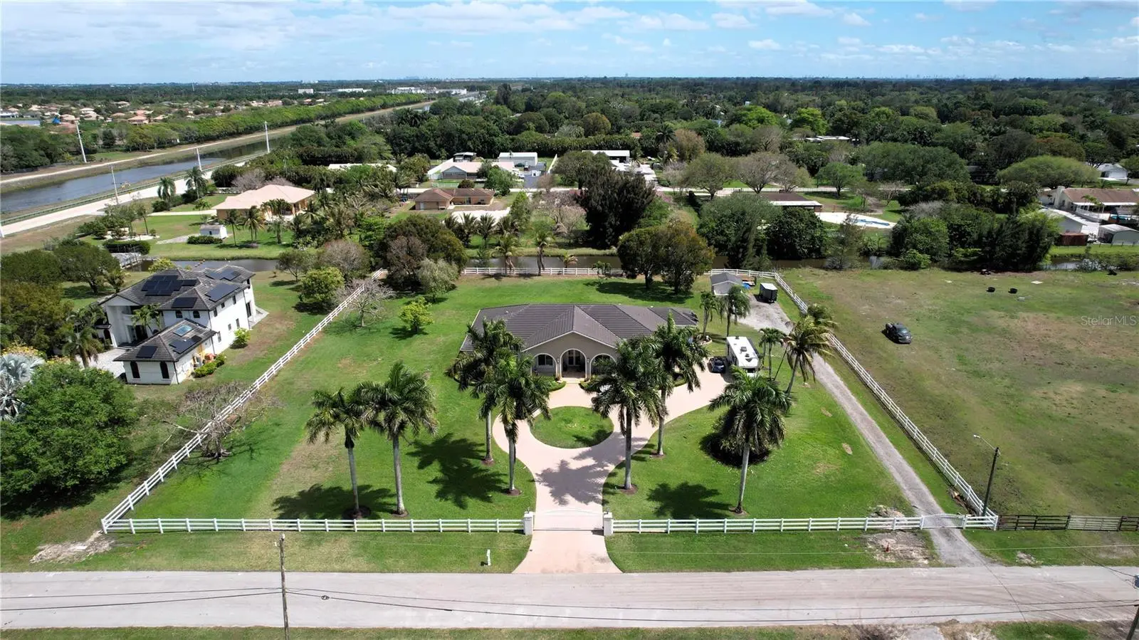 4810 198 Terrace, FL