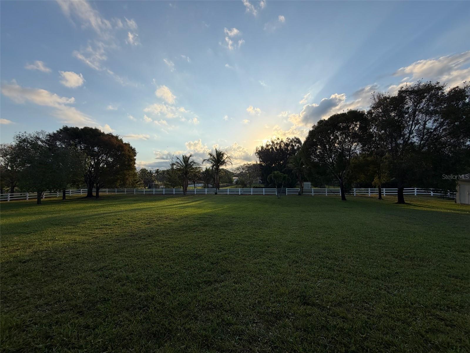 4810 198 Terrace, FL