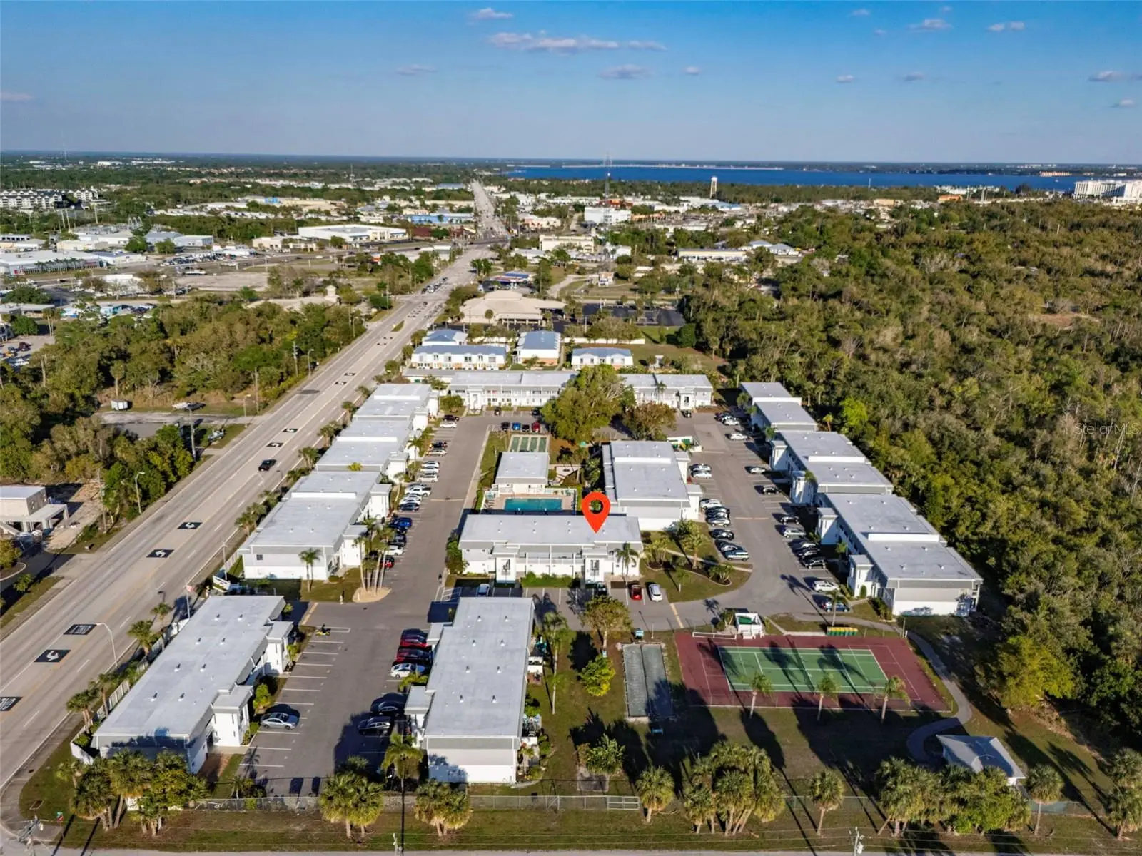 22375 Edgewater Drive, FL