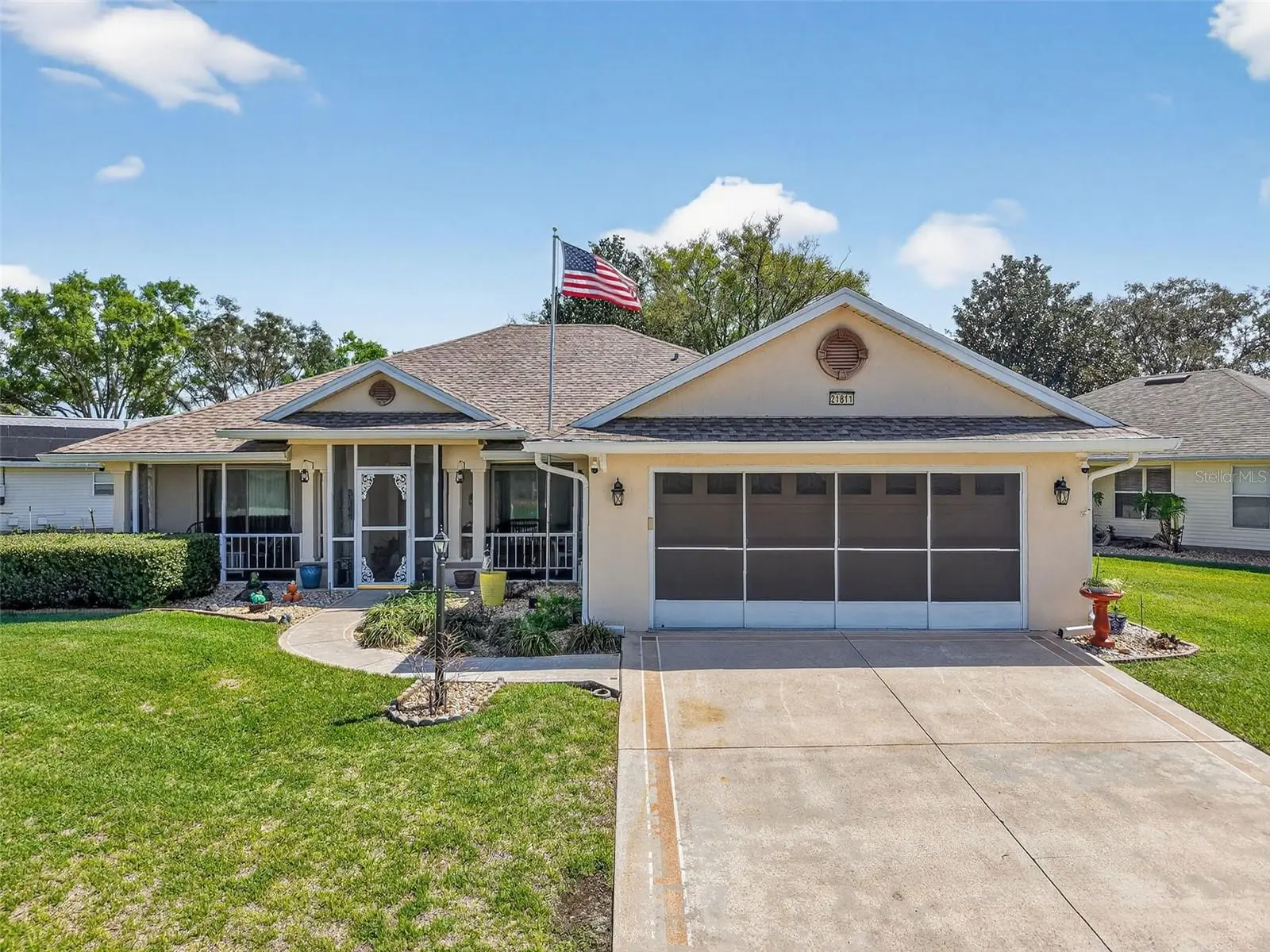 21811 King Henry Avenue, FL