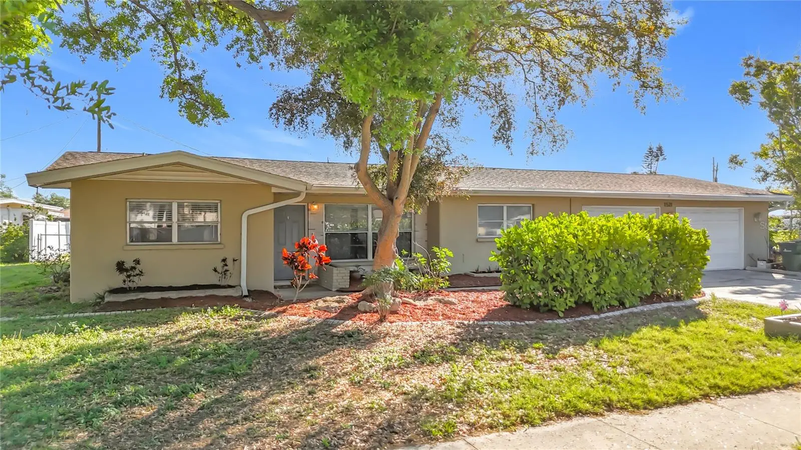 1521 Banyan Dr., FL