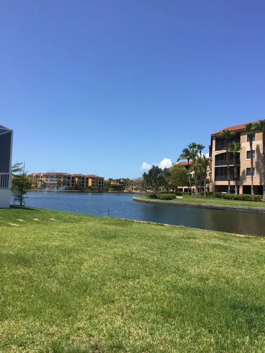 85 Colony Point Drive, FL