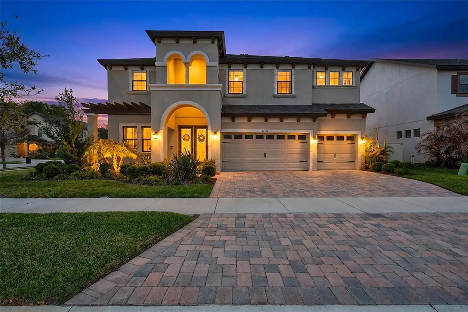 4593 Shoreleaf Loop, FL