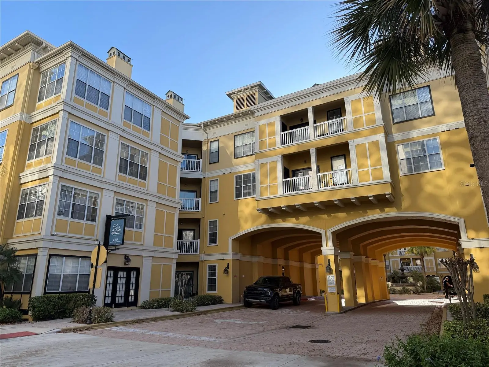 860 Orange Avenue, FL