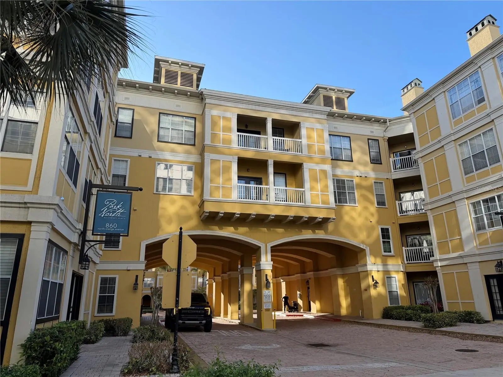 860 Orange Avenue, FL