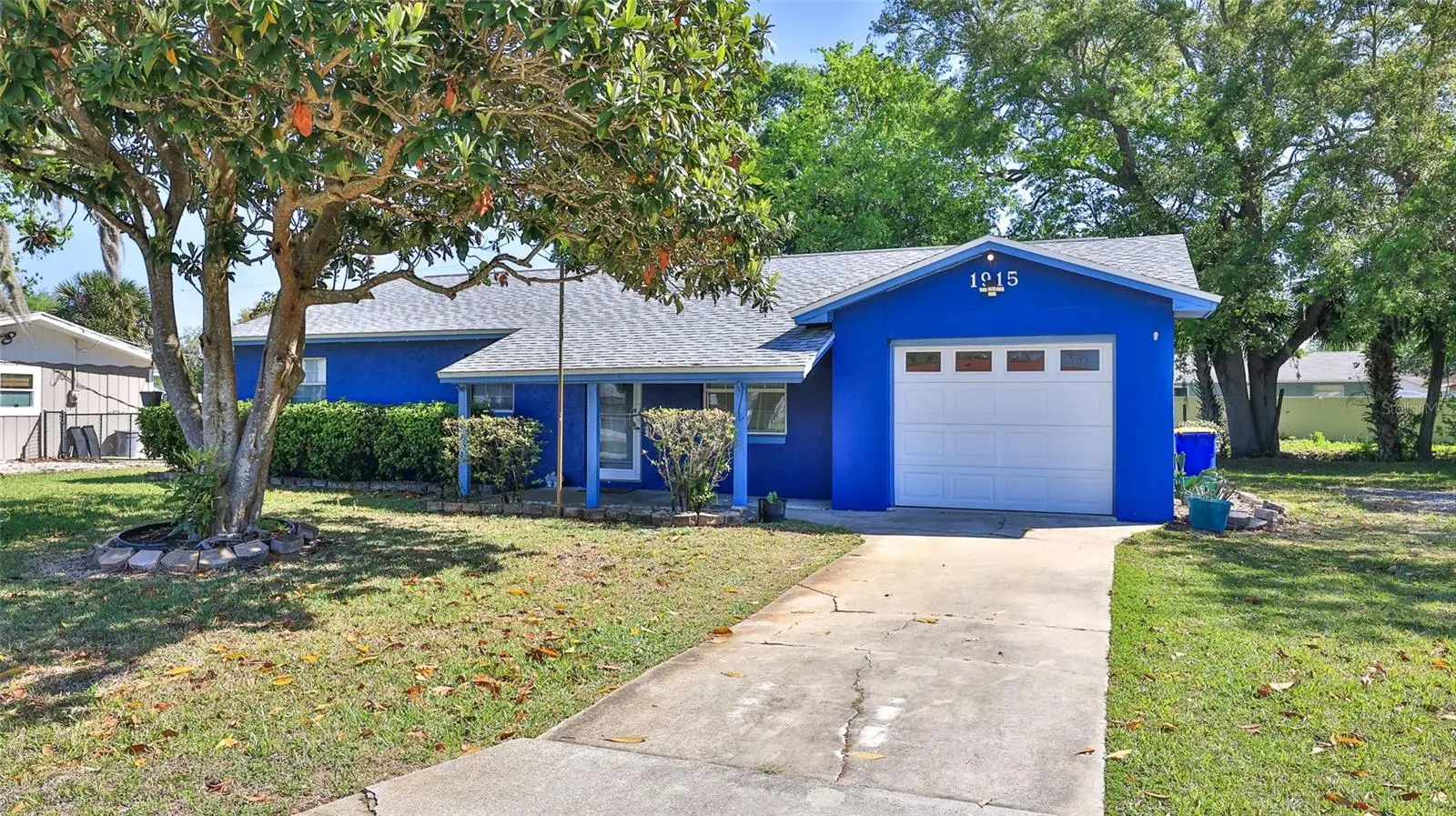 1915 Umbrella Tree Drive, FL