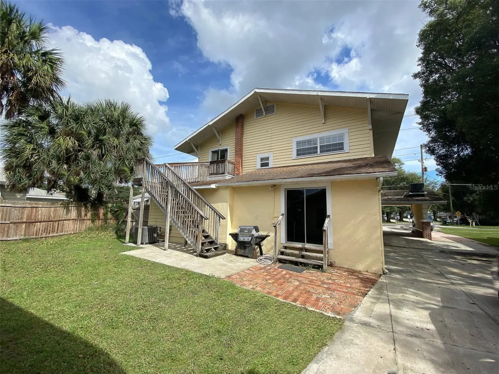 902 Grove Street, FL