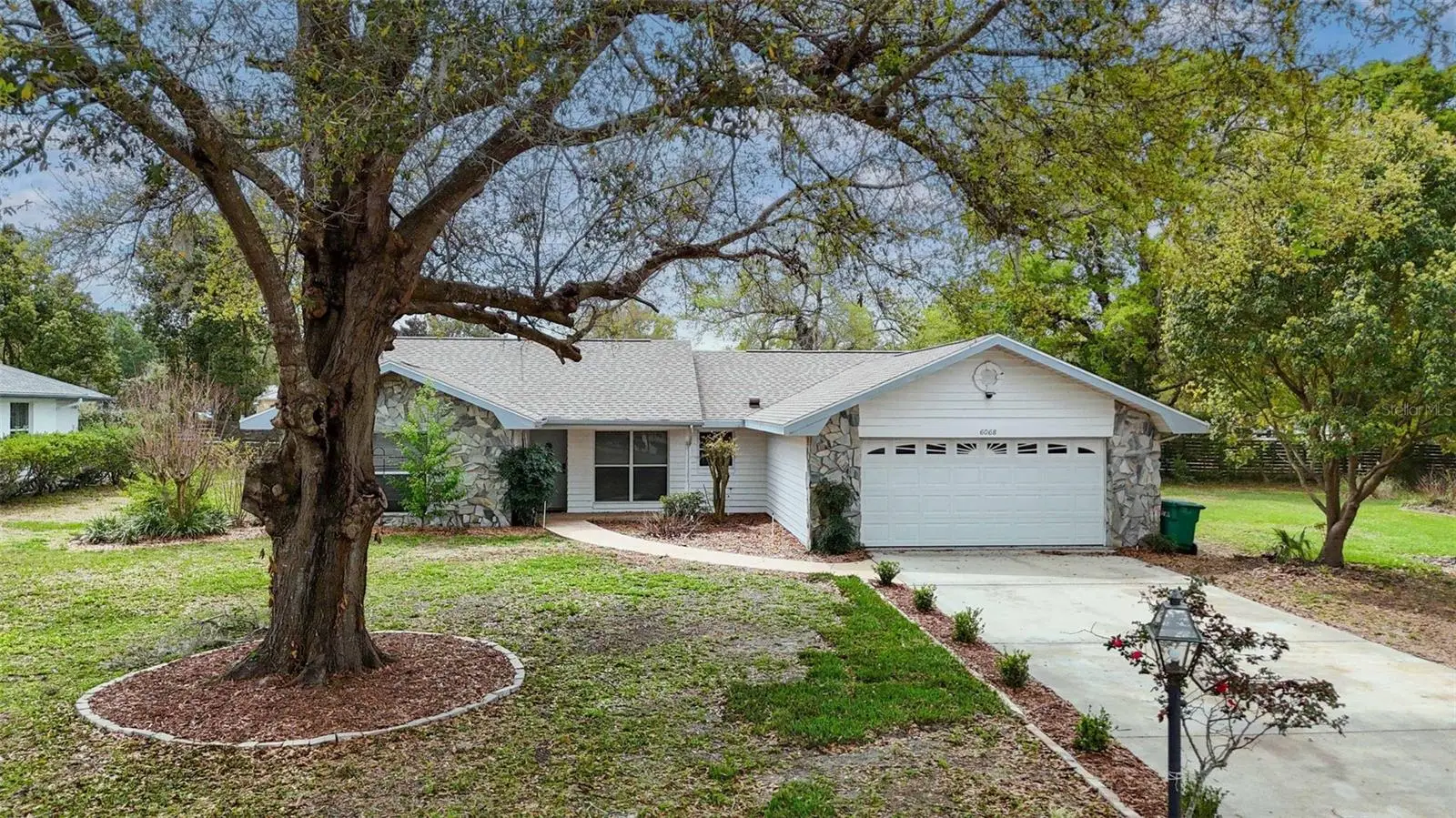 6068 Douneray Loop, FL