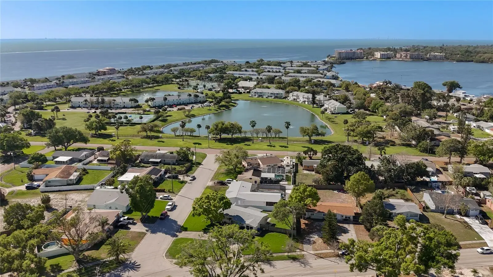 396 Lewis Boulevard, FL