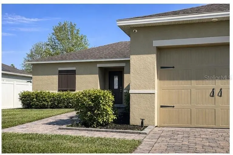 418 Blue Lake Circle, FL