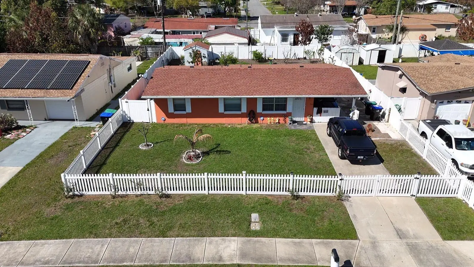 4401 Edgebrook, FL