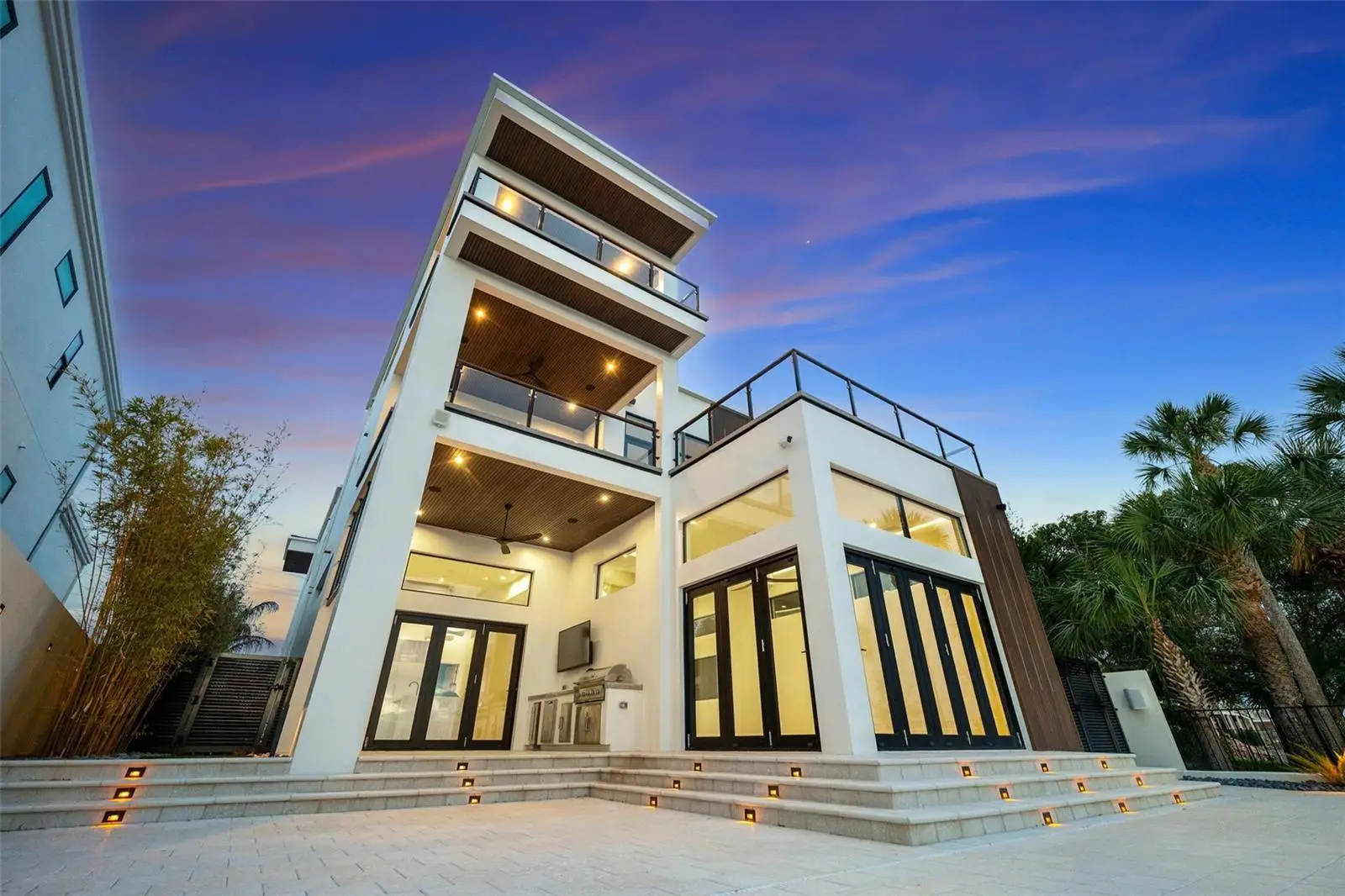 1194 Peninsula Avenue, FL