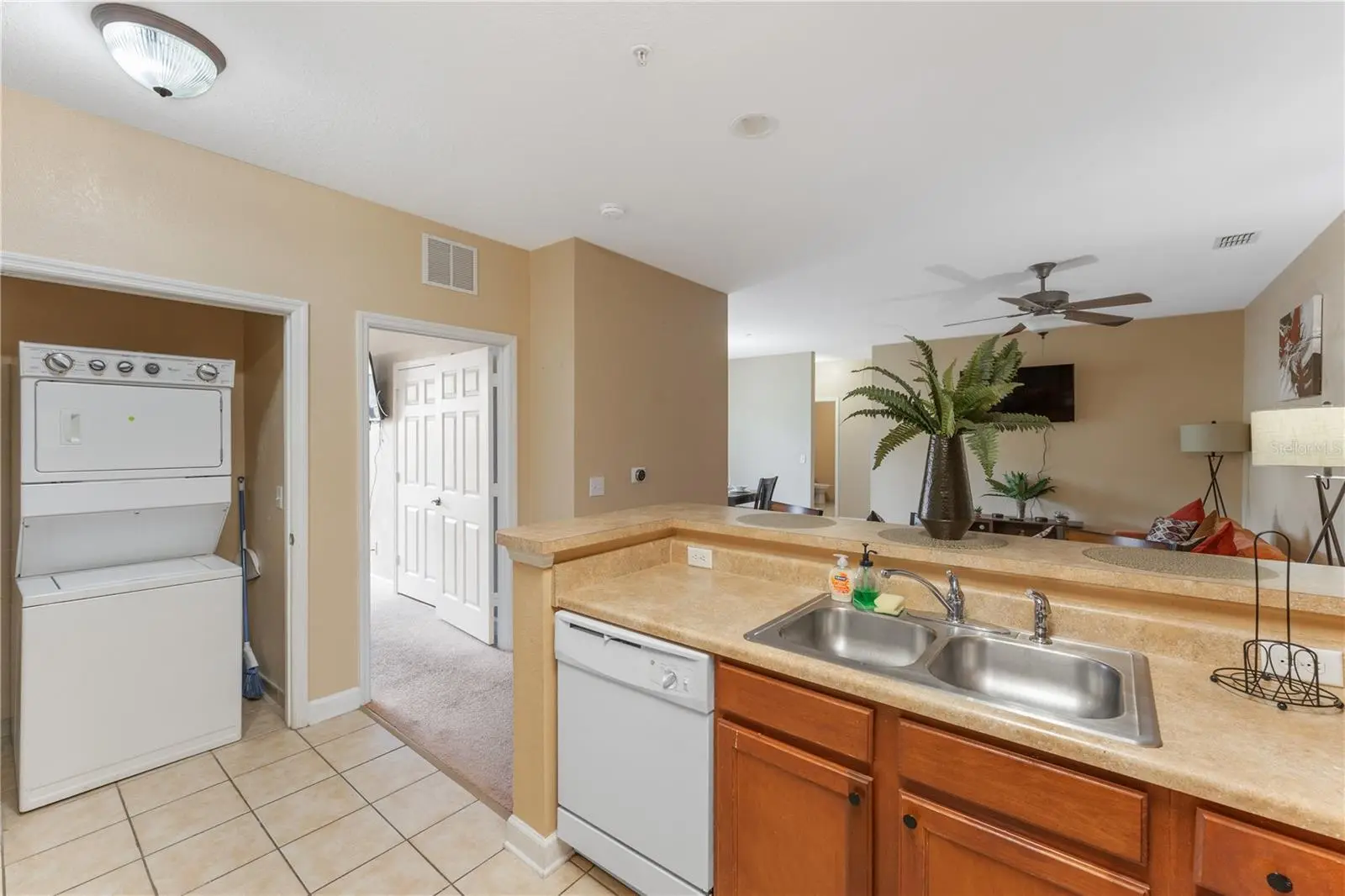 3174 Feltrim Place, FL